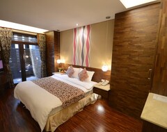 Otel GuGuanMingGaoWenQuan Mingao Hot Spring Resort (Taichung City, Tayvan)