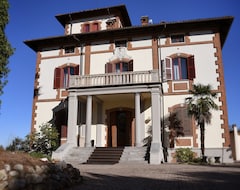 Hotel Villa Conte Riccardi (Rocca d'Arazzo, Italia)