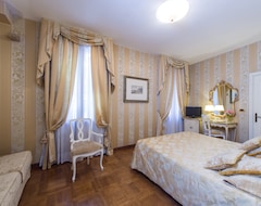 Hotel Savoia & Jolanda (Venice, Italy)