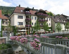 Hotelli Alte Linde (Bad Wildbad, Saksa)