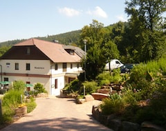 Hotelli Wanderheim am Schlossberg (Neuenbürg, Saksa)