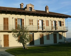 Toàn bộ căn nhà/căn hộ Villa Crissante (La Morra, Ý)