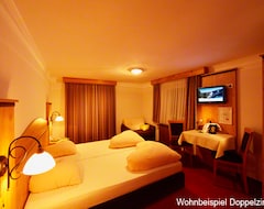 Hotel Clubdorf Tirolerhof (See-Paznaun, Austria)