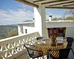Oda ve Kahvaltı La Oveja Verde De La Alpujarra (La Taha, İspanya)