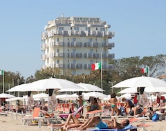 Hotel Grifone (Rimini, Italy)