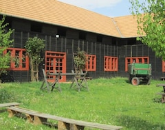 Khách sạn Sóstói Lovaskemping És Turistaház (Nyíregyháza, Hungary)