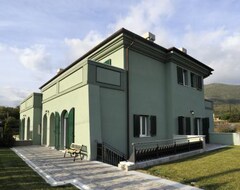 Otel Villamir (Albenga, İtalya)