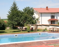 Hele huset/lejligheden Impressive Family Villa With Private Pool, Barbeque, Sun Terrace, Sauna And Gym (Dobrich, Bulgarien)