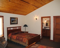Bed & Breakfast Comstock Premier Lodge (Sargent, USA)