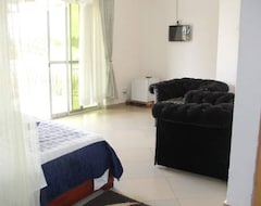Entire House / Apartment Vine Gardens - Mityana (Mityana, Uganda)