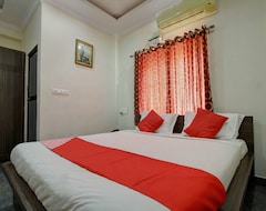 Hotel OYO 15955 Rest Inn (Chikkamagaluru, India)