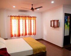 Khách sạn Rexon Residency (Nedumkandam, Ấn Độ)