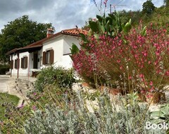 Toàn bộ căn nhà/căn hộ Istrian House In The Heart Of Tupljak - Smilovic (Pićan, Croatia)