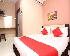 Hotelli OYO 89588 Destiny Riverside Hotel (Kota Bharu, Malesia)