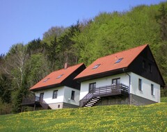 Cijela kuća/apartman Detached Cottage Surrounded By Nature At Large And Car Free (Stárkov, Češka Republika)