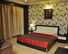 Khách sạn Seven Sky Clarks Exotica (Bhuj, Ấn Độ)