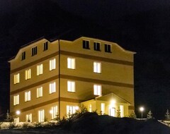 Khách sạn Dinar Sky (Karakol, Kyrgyzstan)