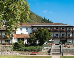 Khách sạn Kurgarten-Hotel (Wolfach, Đức)