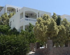 Apart Otel Eirini's House (Poros-City, Yunanistan)