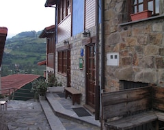 Casa rural San Feliz (Lena, Espanja)