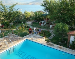 Hotel Selenes Pansiyon (Milas, Turkey)