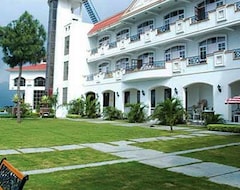 Resort/Odmaralište Grand View Resort (Nahan, Indija)