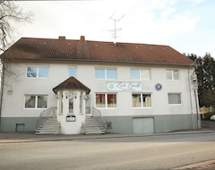 Hotelli Gast- & Eventhaus Zur Linde (Ottweiler, Saksa)