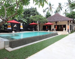 Hotel Melamun (Singaraja, Indonezija)