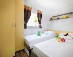 Otel Campsite & Holiday Resort Medveja (Lovran, Hırvatistan)