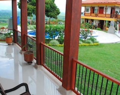 Finca Hotel Tucurinca (Montenegro, Colombia)