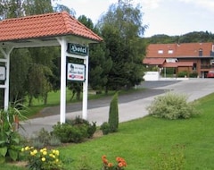 Khách sạn Grüner Wald (Alfeld, Đức)