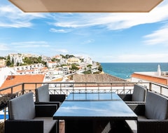 Cijela kuća/apartman Spectacular Apartment With Sea View Next To The Beach (Lagoa, Portugal)