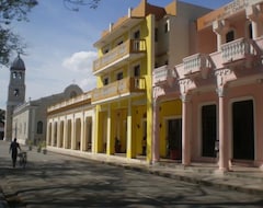 Otel Islazul E Royalton (Bayamo, Küba)