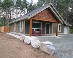 Otel New Build Parksville (Parksville, Kanada)