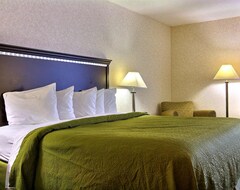 Hotel Quality Inn & Suites North (Mansfield, USA)