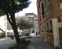 Khách sạn Ai Tre Ponti (Venice, Ý)