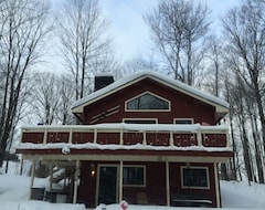 Entire House / Apartment Ski & Golf, Nice Home At Nubs Nob, 5 Minutes From Boyne Highlands. Sleeps 8. (Harbor Springs, USA)