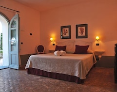 Hotel La Salina Borgo Di Mare (Santa Marina Salina, Italia)