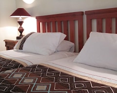 Bed & Breakfast Jojendi Guest Suites Cottages (Linden, Nam Phi)