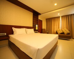 Khách sạn Vavas Inn & Suites (Malappuram, Ấn Độ)