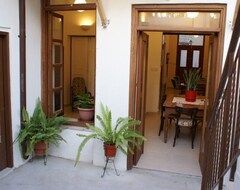 Casa/apartamento entero Restored Traditional Cypriot Townhouse In Limassol'S Historic City Centre. (Limassol, Chipre)
