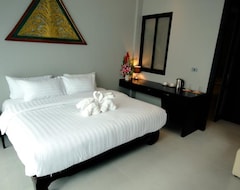 Khách sạn Coco Retreat Phuket Resort & Spa (Chalong Bay, Thái Lan)