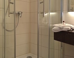 Hotelli Hotel-Pension Vier Jahreszeiten (Bad Elster, Saksa)