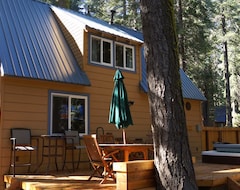 Cijela kuća/apartman Lake Tahoe W.Shore Cabin, Tahoe Pines/Homewood, Sleeps 4-6, Hottub, Wifi, Cable (Homewood, Sjedinjene Američke Države)