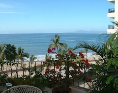 Hotel Totally Renovated Condo With  Ocean Views Located In The Zona Romantica (Puerto Vallarta, Mexico)