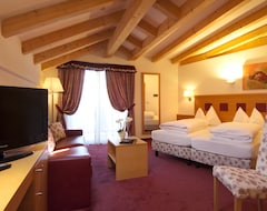 Hotel Rotwand (Laives, Italy)