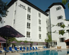 Hotelli Doruk Hotel & Suites (Icmeler, Turkki)