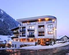 Khách sạn Hotel Arnika (Ischgl, Áo)
