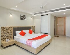 Khách sạn OYO Flagship Hotel Season Choice (Shirdi, Ấn Độ)