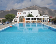 Santa Irini Hotel (Perissa, Greece)